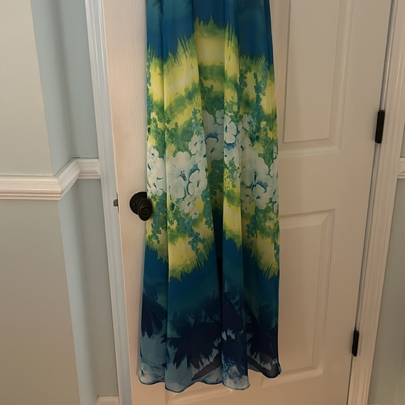 BUY ME FOR YOUR NEXT CRUISE! - Picture 2 of 7